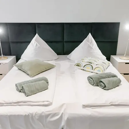 Grand Mitte Museumsinsel Apartment *