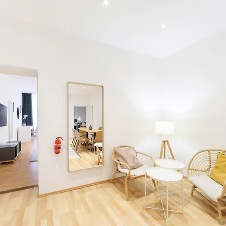 Apartment Grand Mitte Museumsinsel Berlin